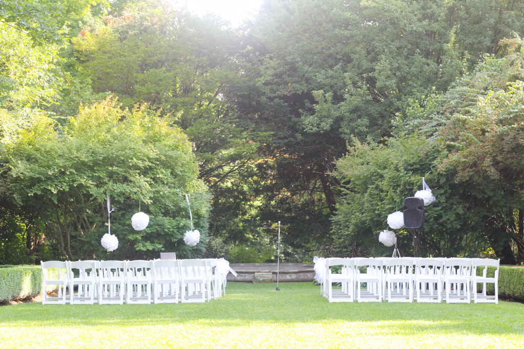 Estates of Sunnybrook Wedding | Photos by www.lauraclarkephotos.com